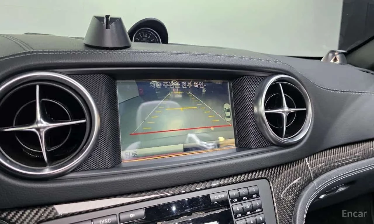 Mercedes-Benz SL * SL63 AMG * CARFAX * ЦЕНА ДО БГ, снимка 11 - Автомобили и джипове - 55558984