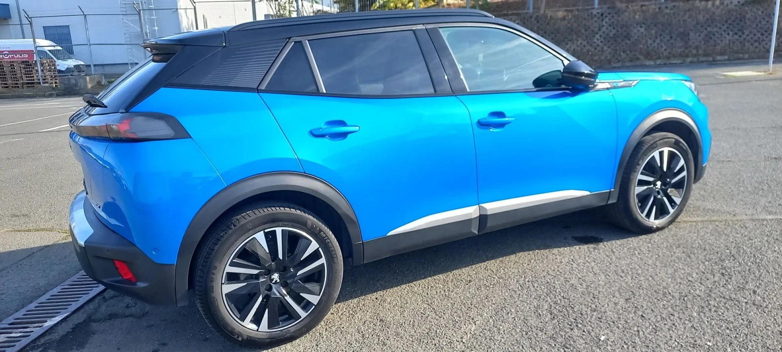 Peugeot 2008 GT, снимка 12 - Автомобили и джипове - 56651521