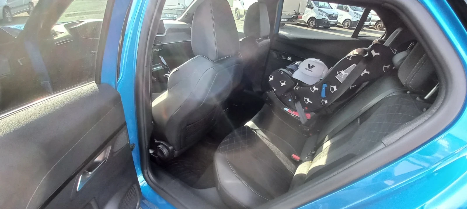Peugeot 2008 GT, снимка 13 - Автомобили и джипове - 56651521