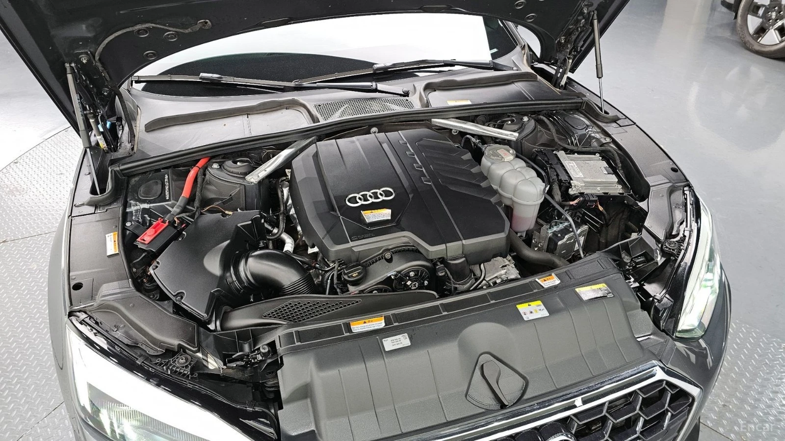 Audi A5 40TFSI/SPORTBACK/DRIVE-ASSISTS/SUNROOF, снимка 17 - Автомобили и джипове - 55681366
