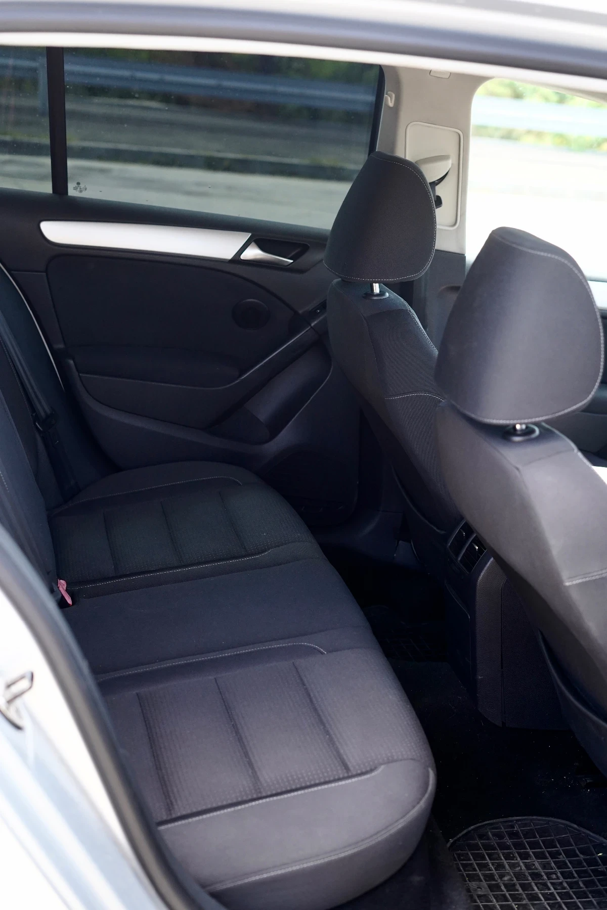 VW Golf 2.0 TDI, снимка 13 - Автомобили и джипове - 55776591
