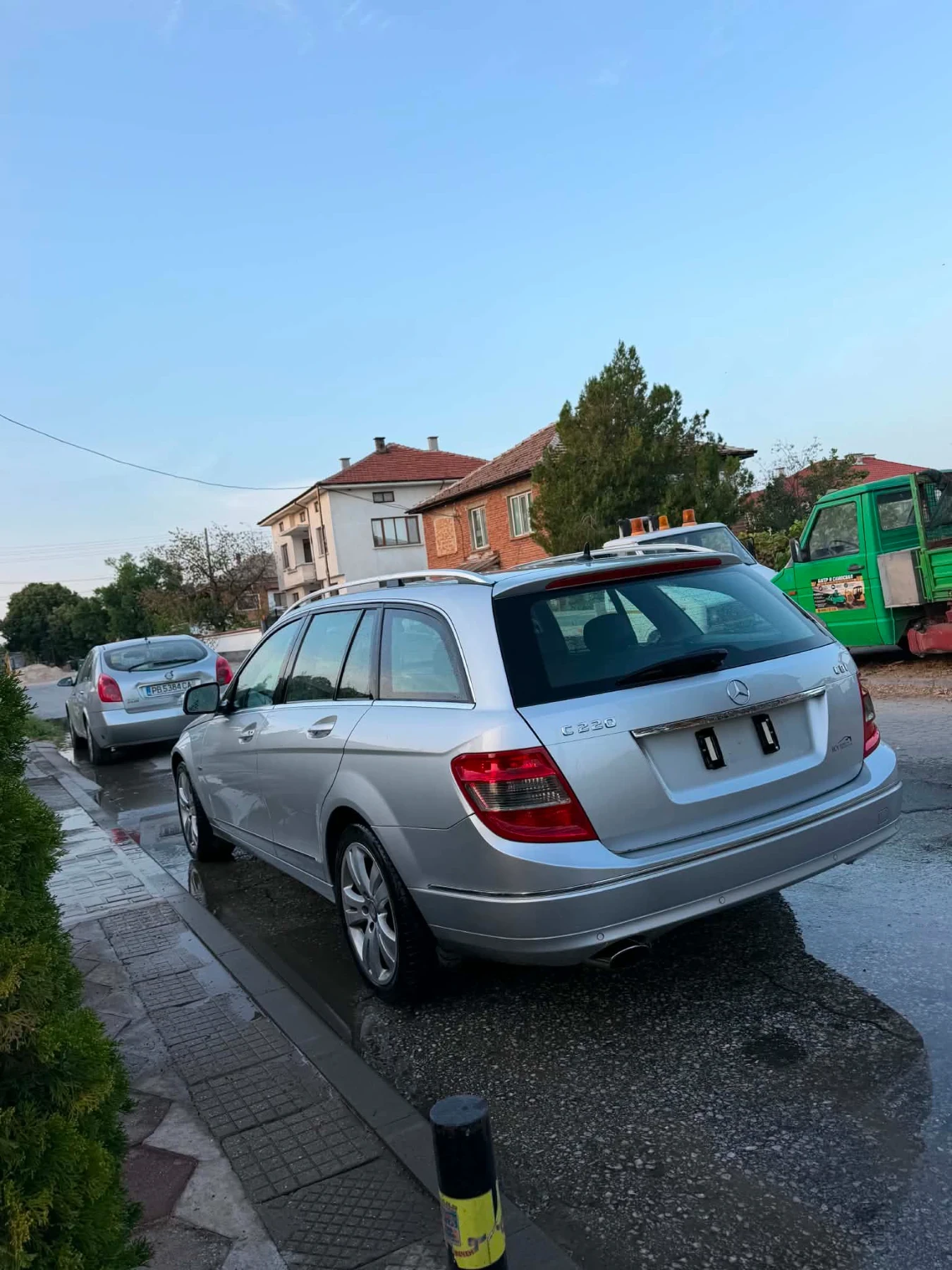 Mercedes-Benz C 220, снимка 4 - Автомобили и джипове - 55867749