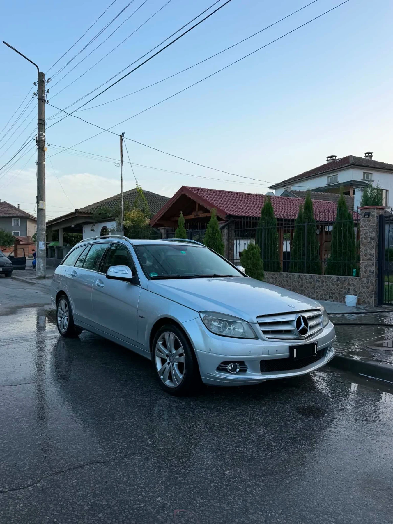Mercedes-Benz C 220, снимка 3 - Автомобили и джипове - 55867749