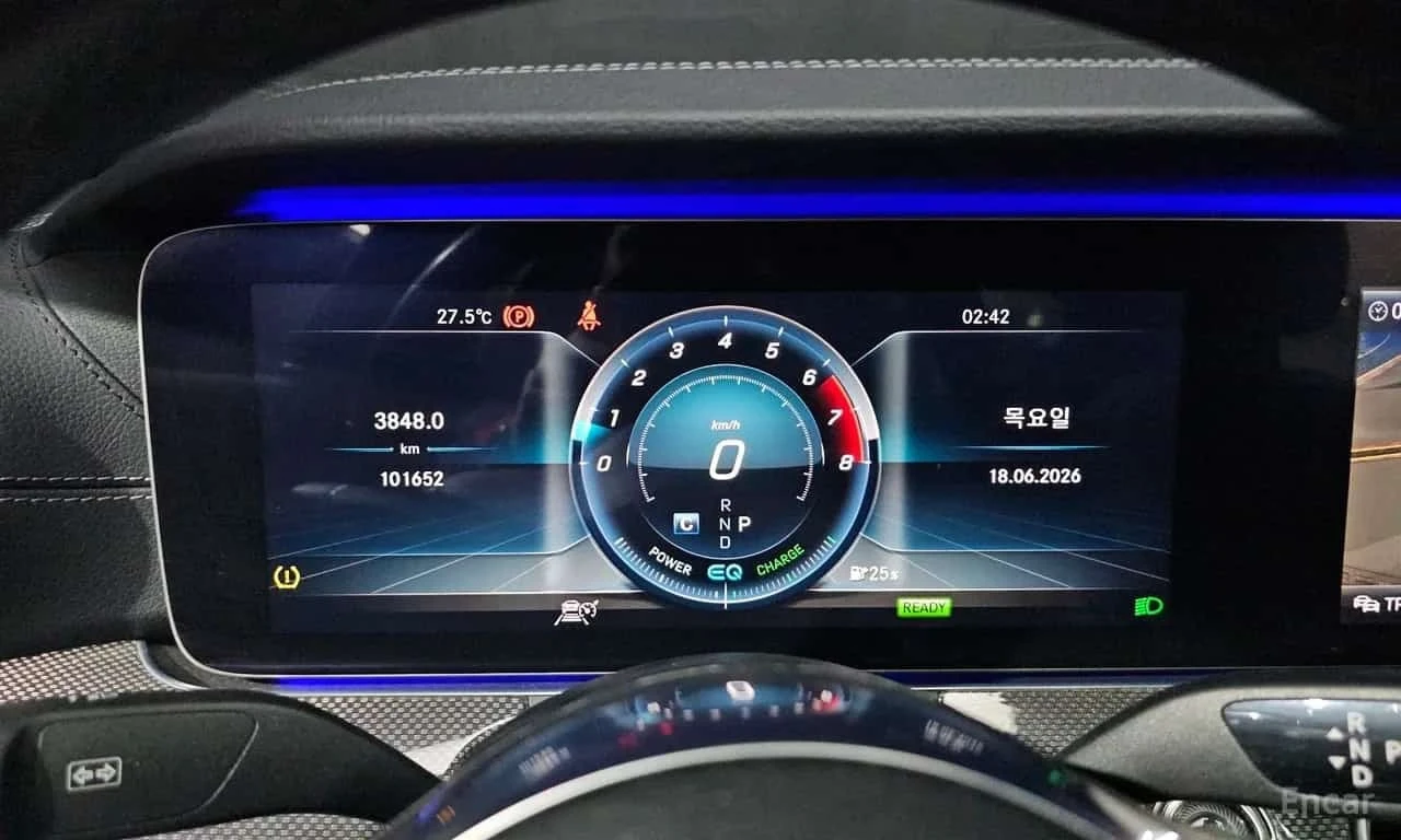 Mercedes-Benz E 350 4MATIC AMG Line/ДИСТРОНИК/360/ПОДГРЕВ/ПАНО/, снимка 8 - Автомобили и джипове - 56165733