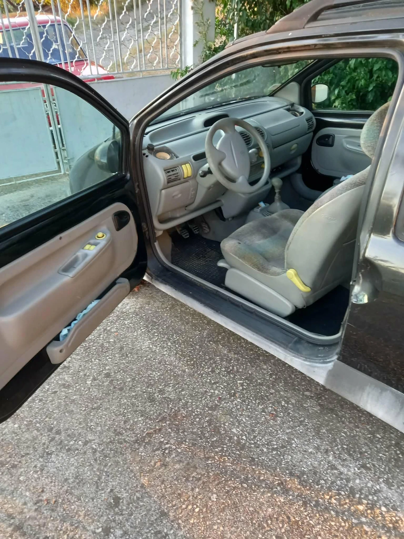 Renault Twingo, снимка 8 - Автомобили и джипове - 56300762