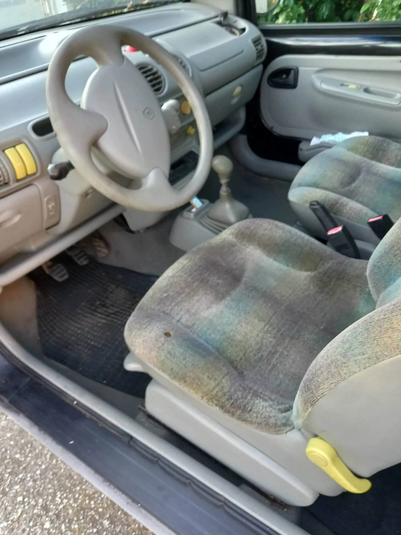 Renault Twingo, снимка 9 - Автомобили и джипове - 56300762