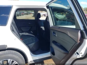 Nissan Rogue SV FWD, снимка 8