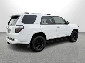 Toyota 4runner * SR5 Premium 4.0L 4WD * CARFAX * БЕЗ ПЪРВОНАЧАЛНА, снимка 9