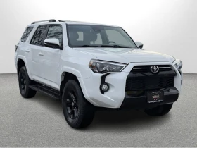 Toyota 4runner * SR5 Premium 4.0L 4WD * CARFAX * БЕЗ ПЪРВОНАЧАЛНА, снимка 3