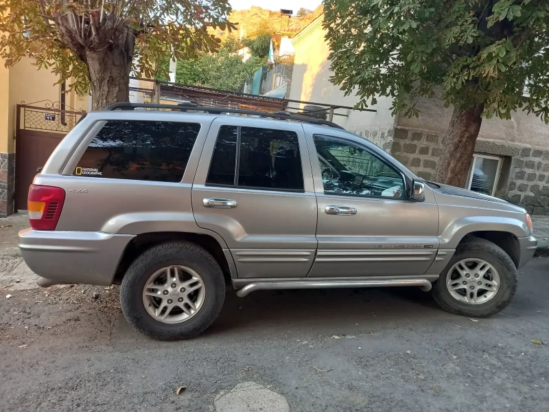 Jeep Grand cherokee, снимка 3 - Автомобили и джипове - 47667680