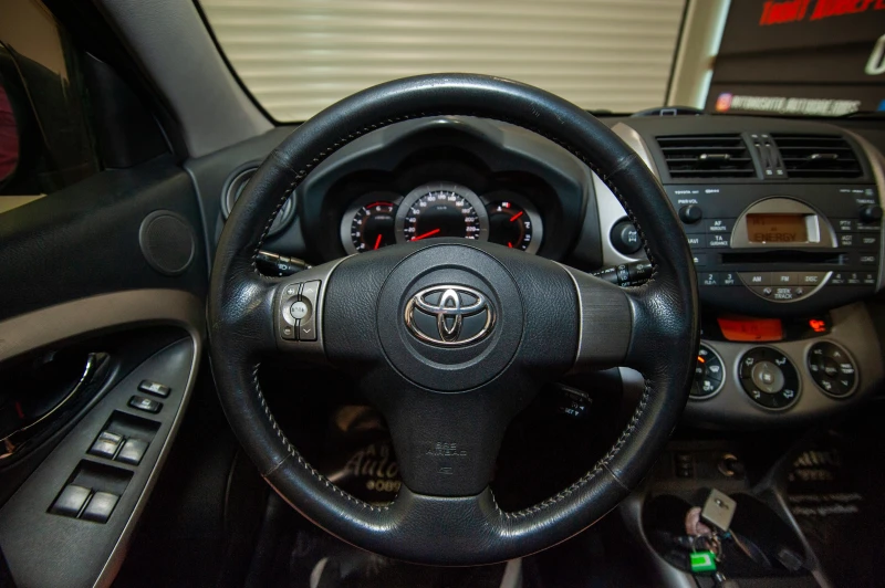 Toyota Rav4 D-CAT, снимка 9 - Автомобили и джипове - 50536395