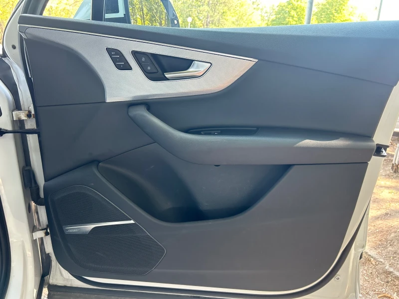 Audi Q7 50TDI* S-Line* MATRIX* H-UP* PANO* ОБДУХВАНЕ* , снимка 13 - Автомобили и джипове - 51646762