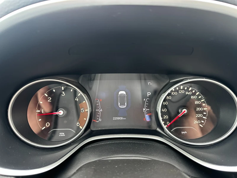 Jeep Compass 2.0d 170 к.с./ГАРАНЦИЯ ОТ КЕНТАВЪР, снимка 13 - Автомобили и джипове - 53040247