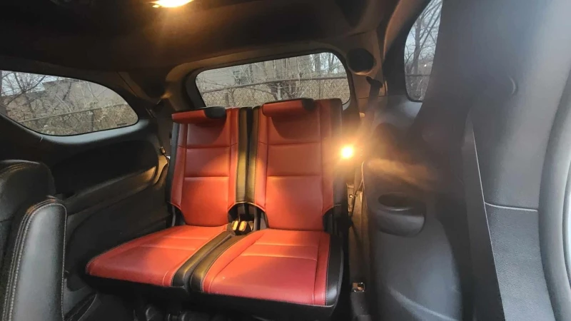 Dodge Durango 5.7 R/T AWD * ДИСТРОНИК* ОБДУХВАНЕ* 360 КАМЕРА* , снимка 11 - Автомобили и джипове - 53371025