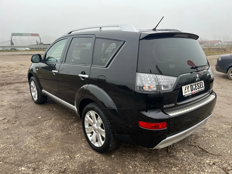 Mitsubishi Outlander 2.0TDI-4x4-6+ 1-ITALIA, снимка 12 - Автомобили и джипове - 53461905