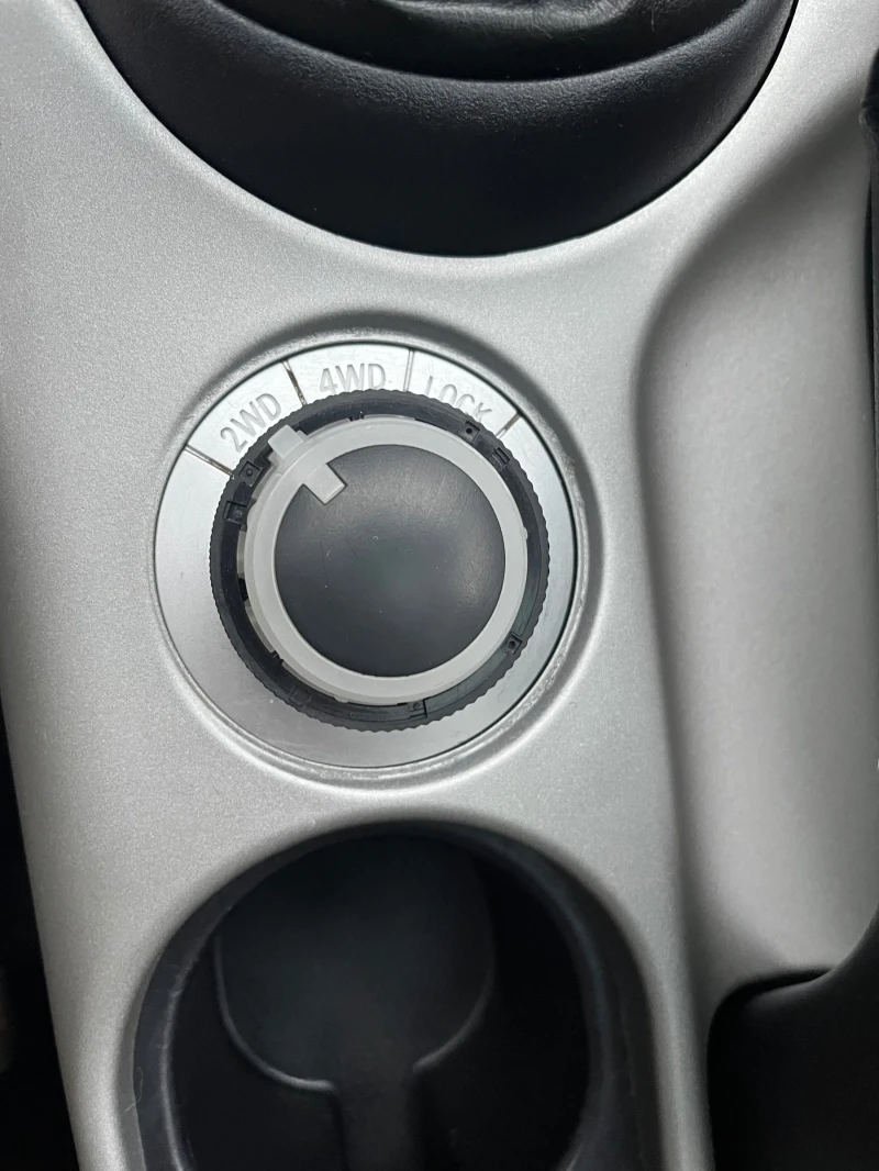 Mitsubishi Outlander 2.0TDI-4x4-6+ 1-ITALIA, снимка 14 - Автомобили и джипове - 53461905