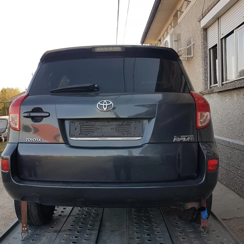 Toyota Rav4 2.2D-CAT - изображение 4