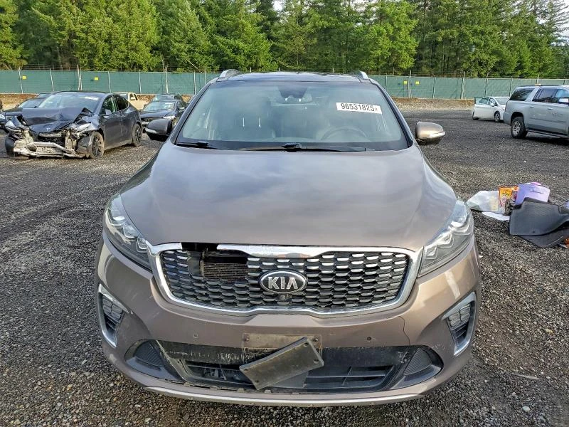 Kia Sorento 3.3L 6 All wheel drive, снимка 11 - Автомобили и джипове - 53598713
