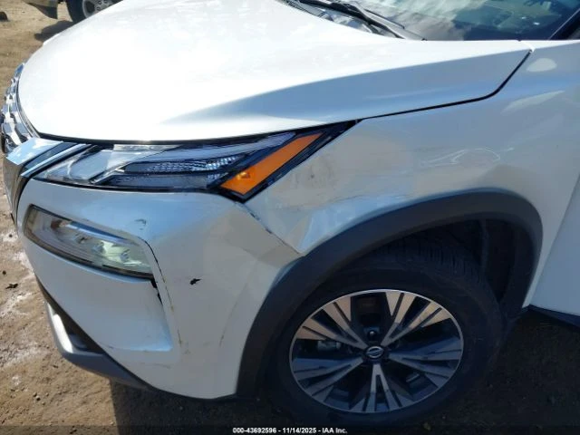 Nissan Rogue SV FWD, снимка 14 - Автомобили и джипове - 53894210