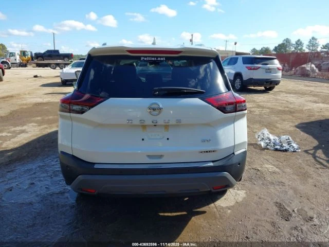 Nissan Rogue SV FWD, снимка 5 - Автомобили и джипове - 53894210
