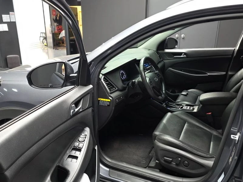 Hyundai Tucson Diesel 2.0 2WD| 184к.с., снимка 10 - Автомобили и джипове - 55941151