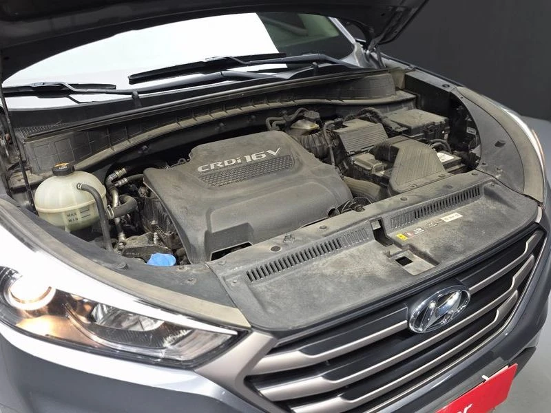 Hyundai Tucson Diesel 2.0 2WD| 184к.с., снимка 6 - Автомобили и джипове - 55941151