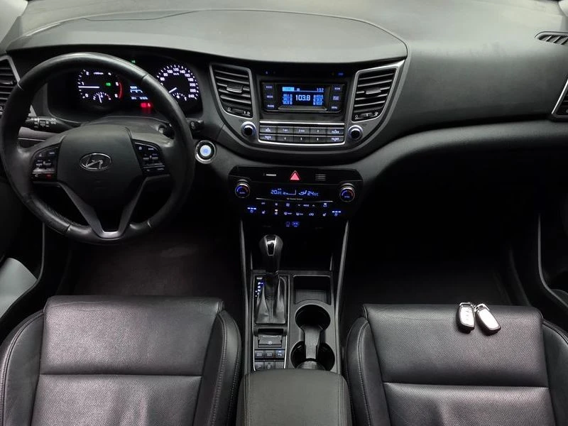 Hyundai Tucson Diesel 2.0 2WD| 184к.с., снимка 7 - Автомобили и джипове - 55941151