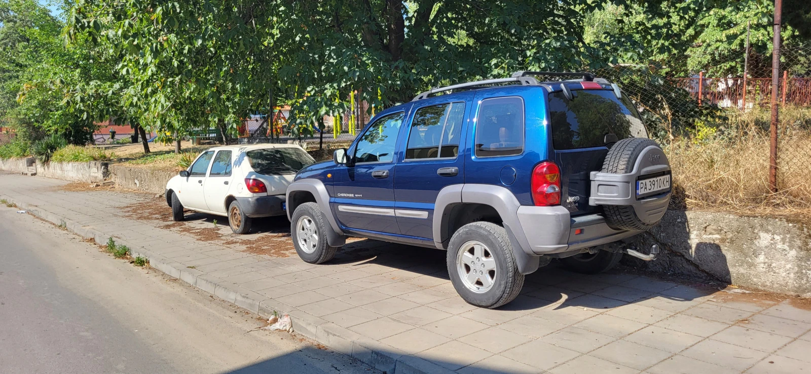 Jeep Cherokee  - изображение 5