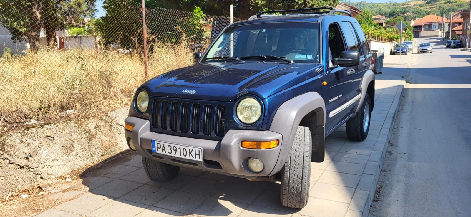 Jeep Cherokee  - изображение 2