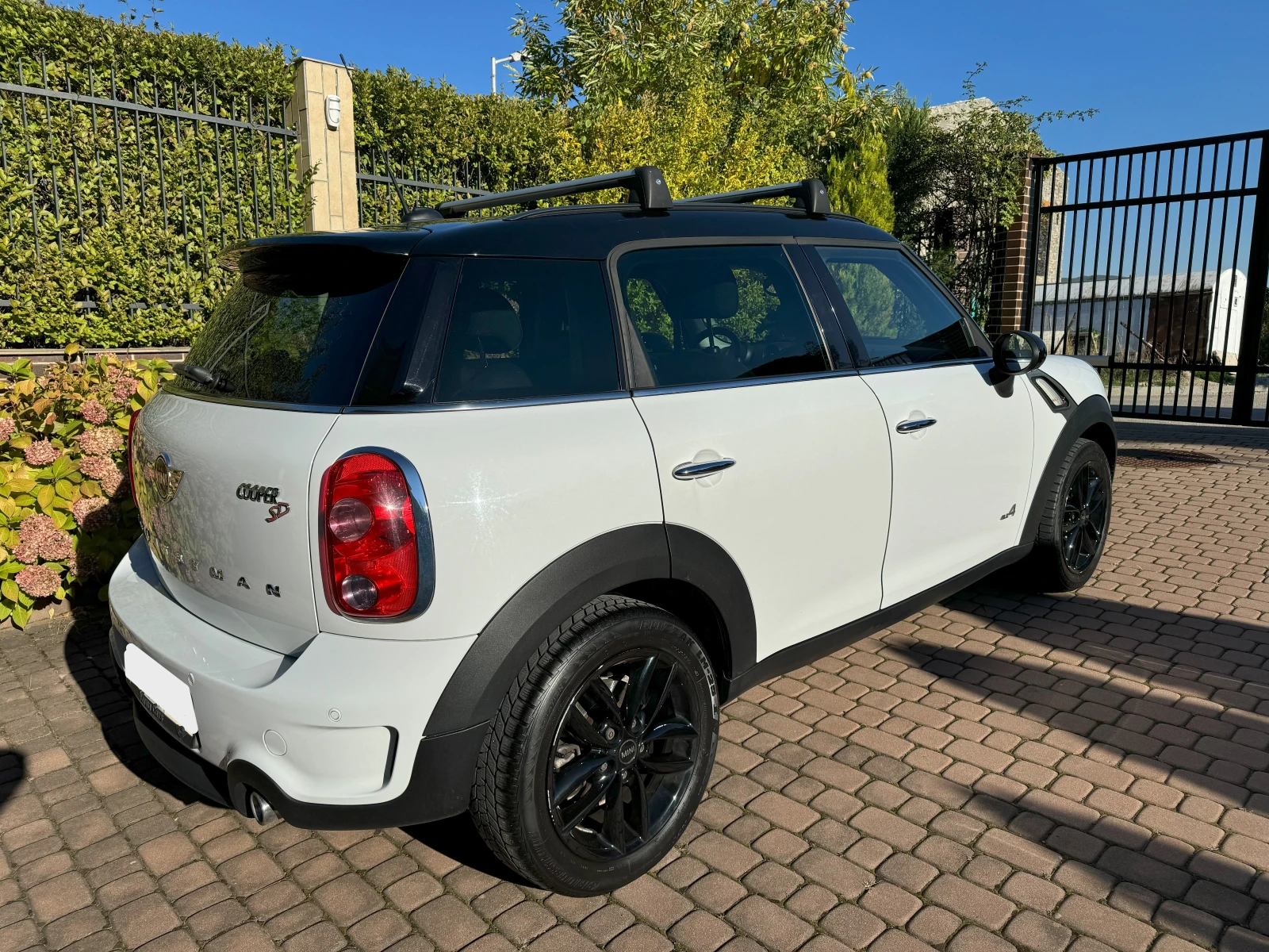 Mini Countryman SD ALL4 - изображение 7