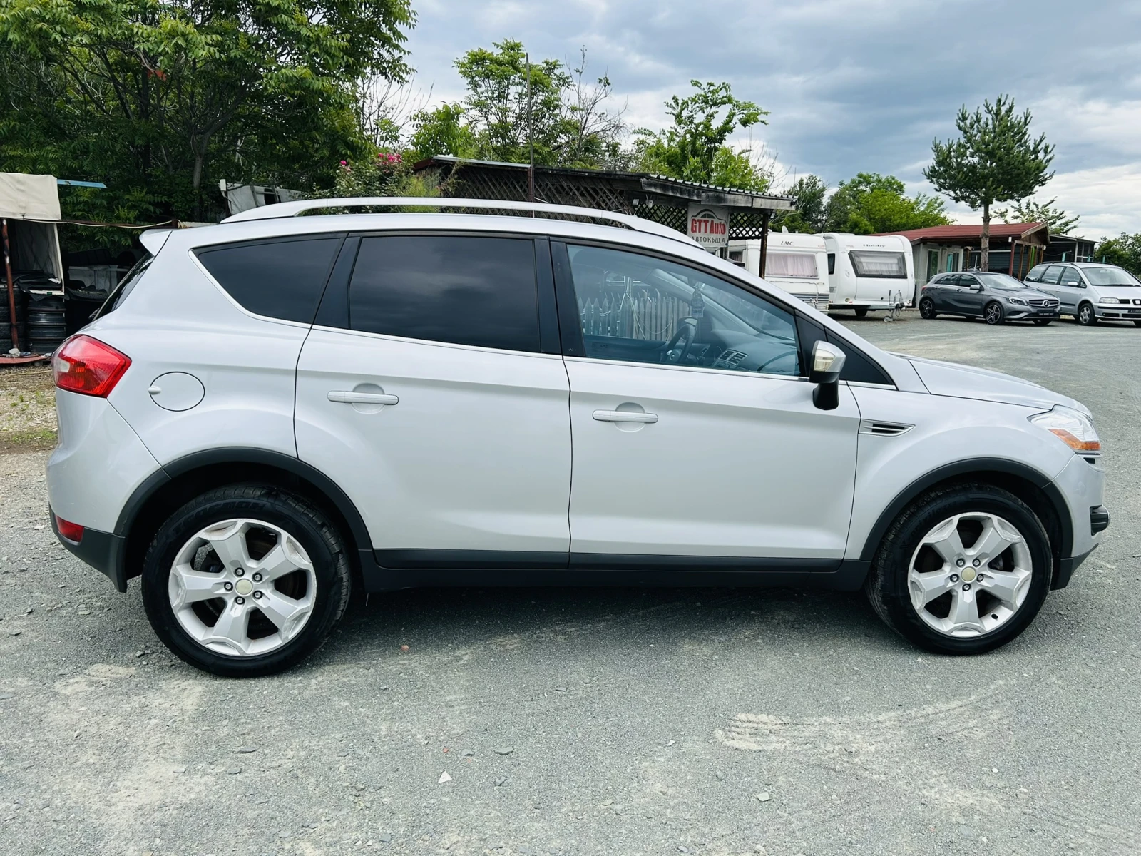 Ford Kuga 2.0TDCI/4x4/TITANIUM/PANORAMA/KEYLESS/XENON FULL - изображение 6
