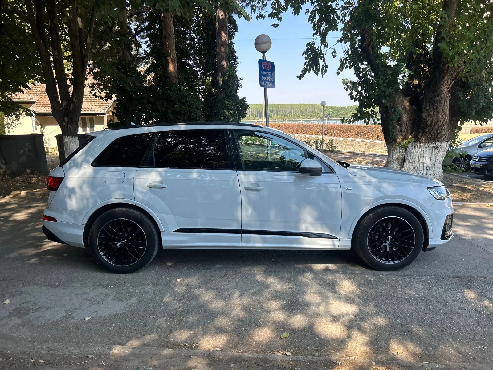 Audi Q7 50TDI* S-Line* MATRIX* H-UP* PANO* ОБДУХВАНЕ*  - изображение 8