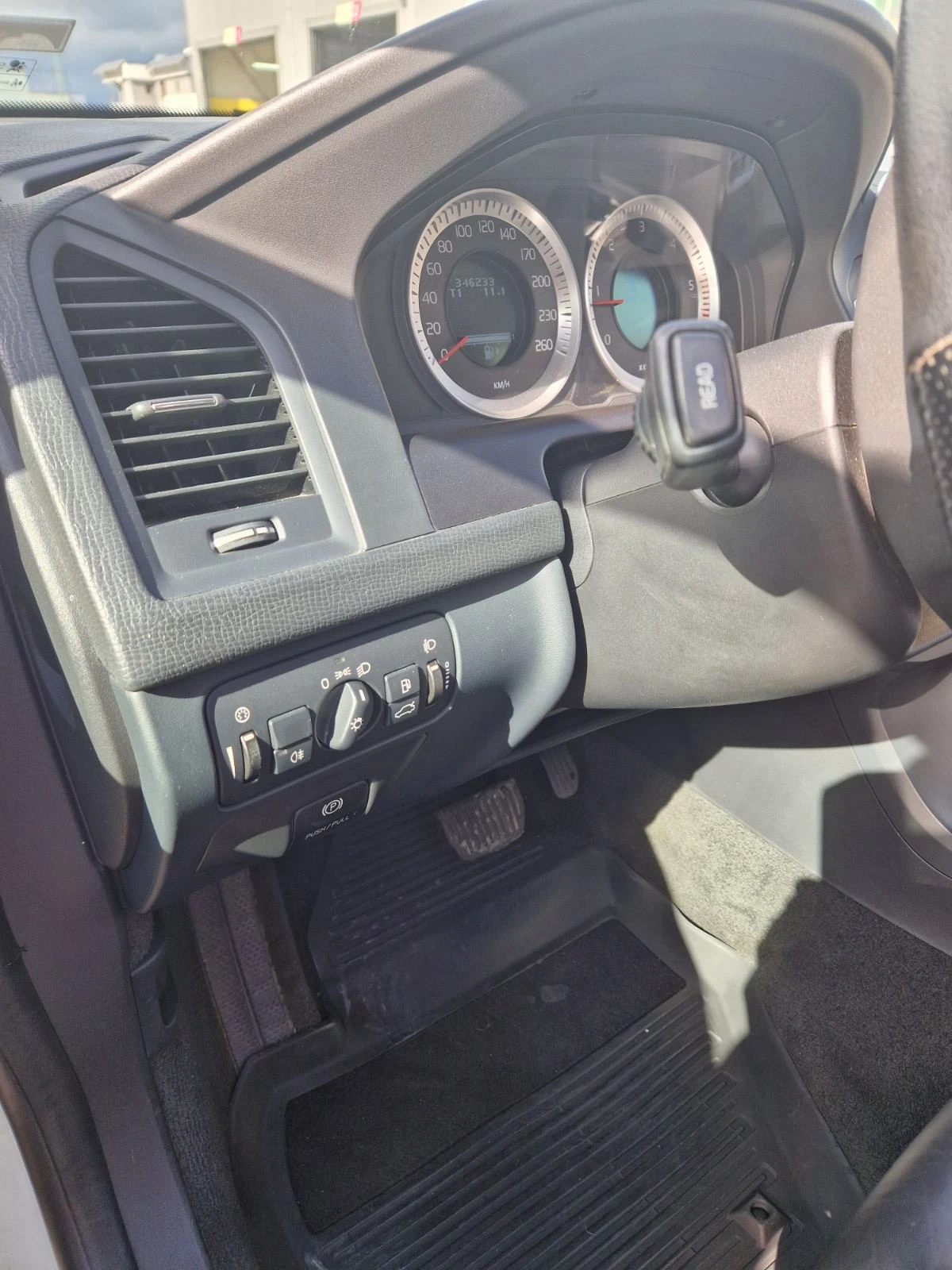 Volvo XC60  - изображение 10