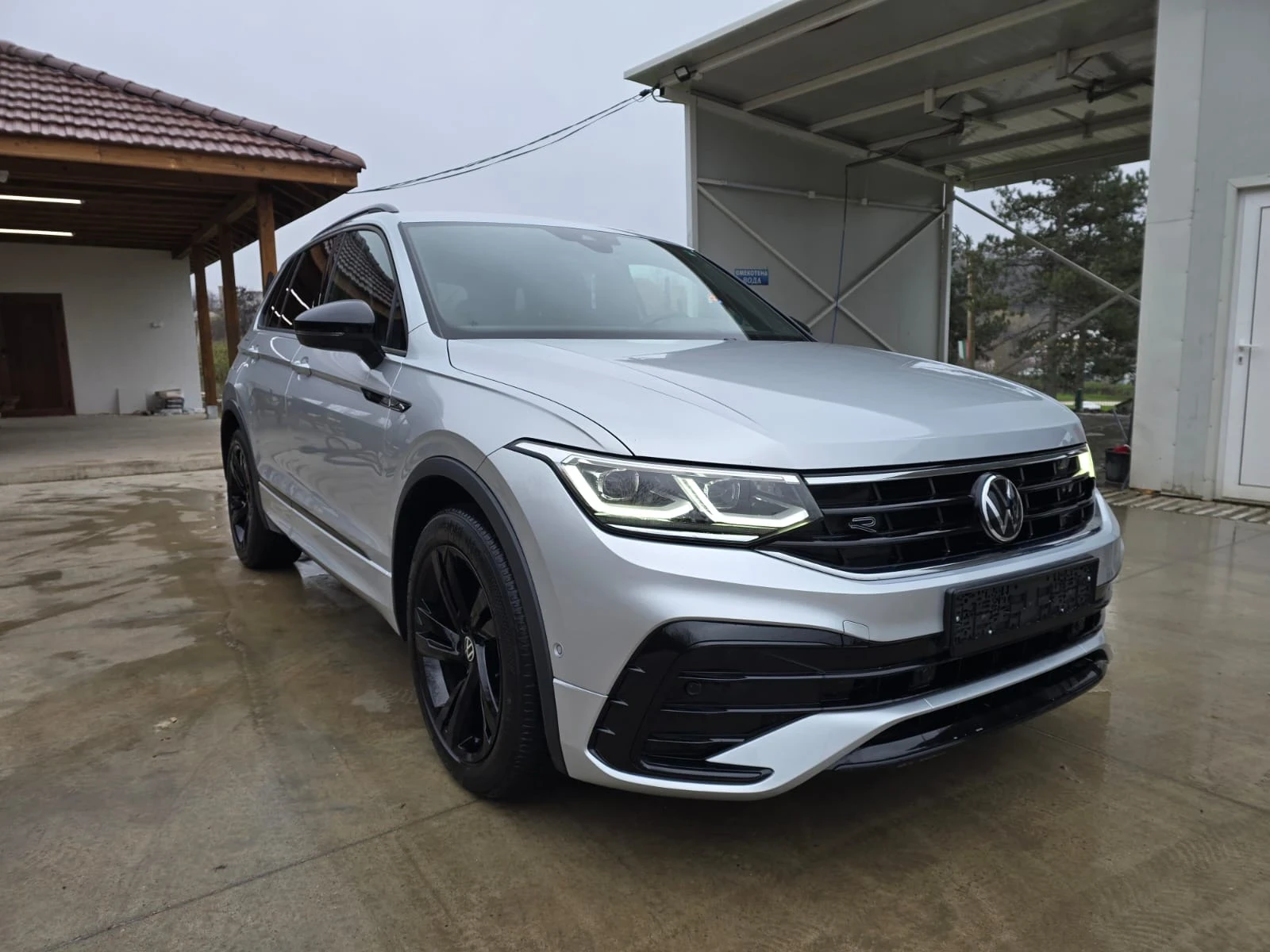 VW Tiguan 2.0TDI - 150к.с. - R-LINE - 90 000KM! - изображение 2