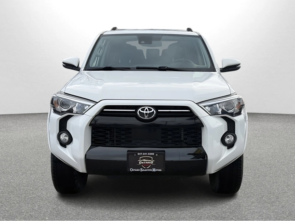 Toyota 4runner * SR5 Premium 4.0L 4WD * CARFAX * БЕЗ ПЪРВОНАЧАЛНА - изображение 2
