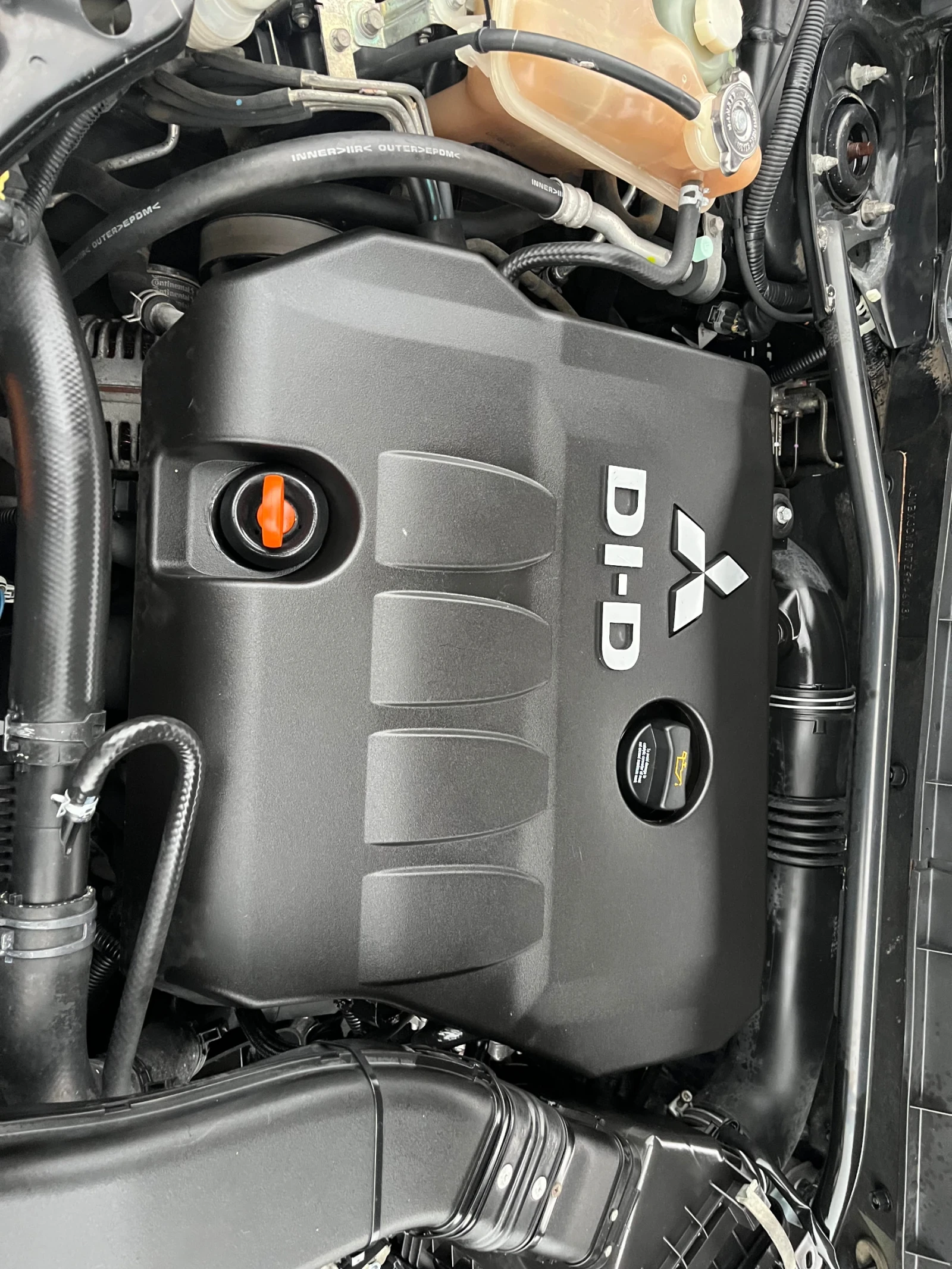 Mitsubishi Outlander 2.0TDI-4x4-6+ 1-ITALIA | Mobile.bg � ����������� 17