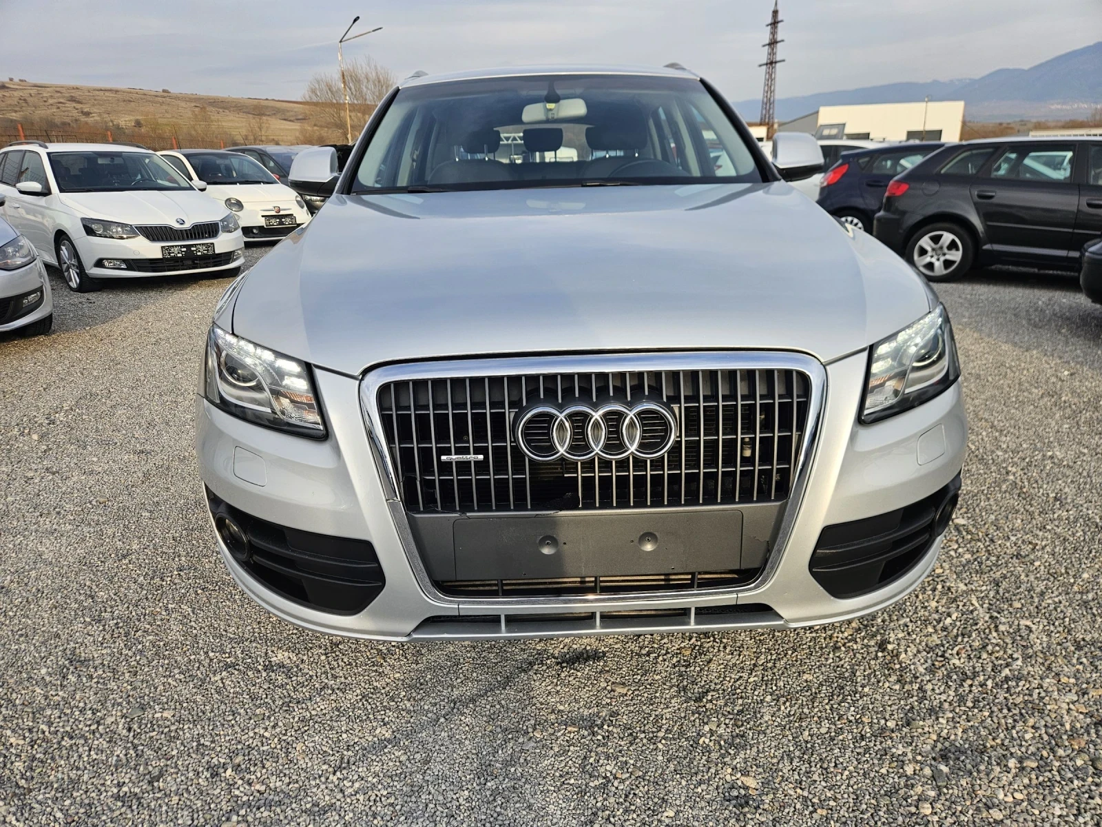 Audi Q5 2.0 TDI QUATTRO  - изображение 2