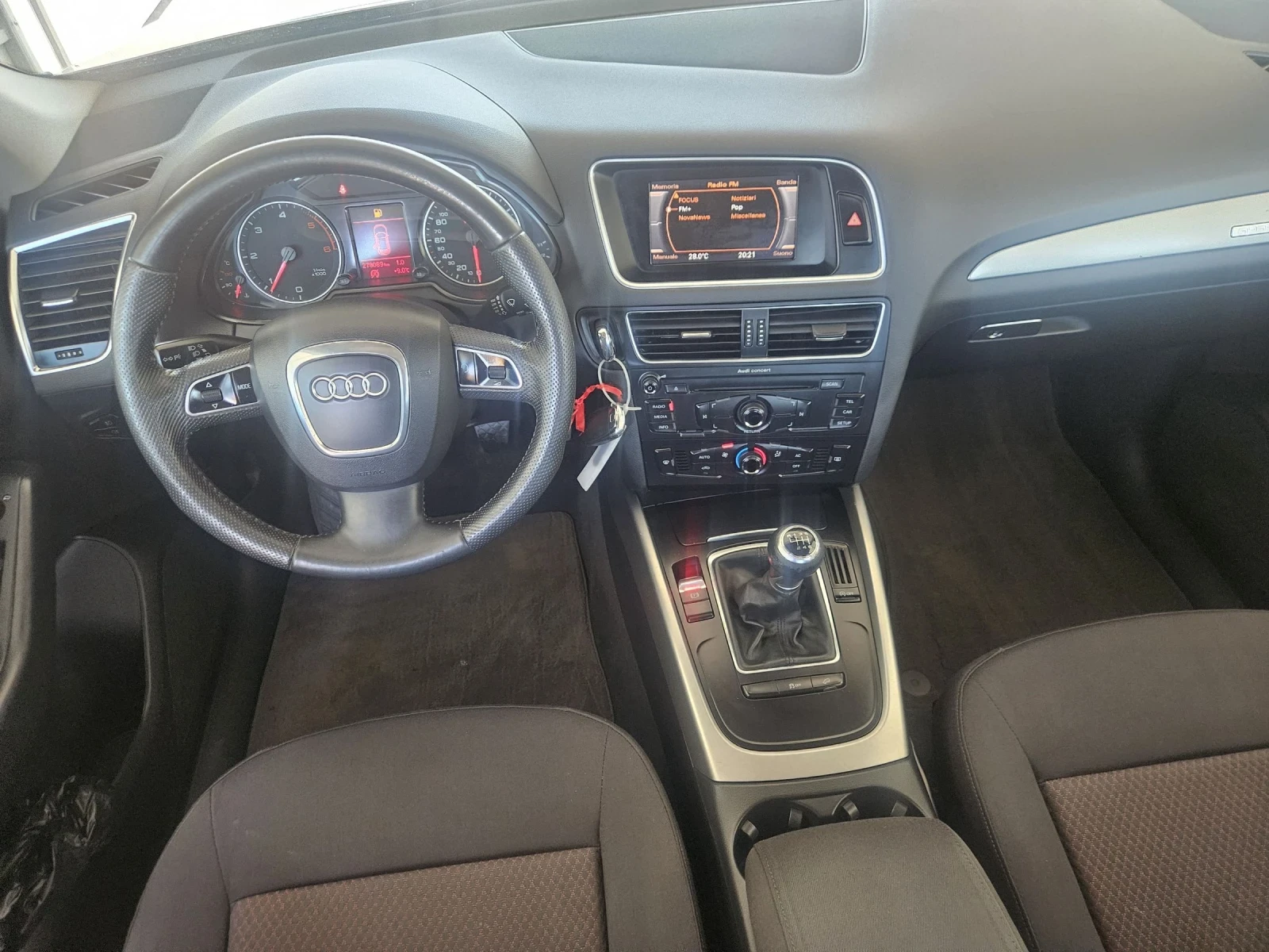 Audi Q5 2.0 TDI QUATTRO , снимка 15 - Автомобили и джипове - 53712062