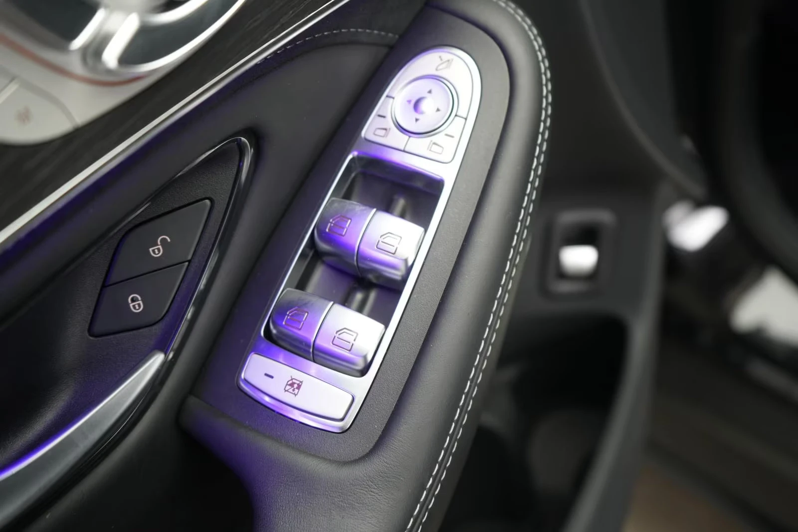 Mercedes-Benz GLC 63 AMG 4MATIC/476HP/MEMO/BURM/360/HUD/165q | Mobile.bg � ����������� 14