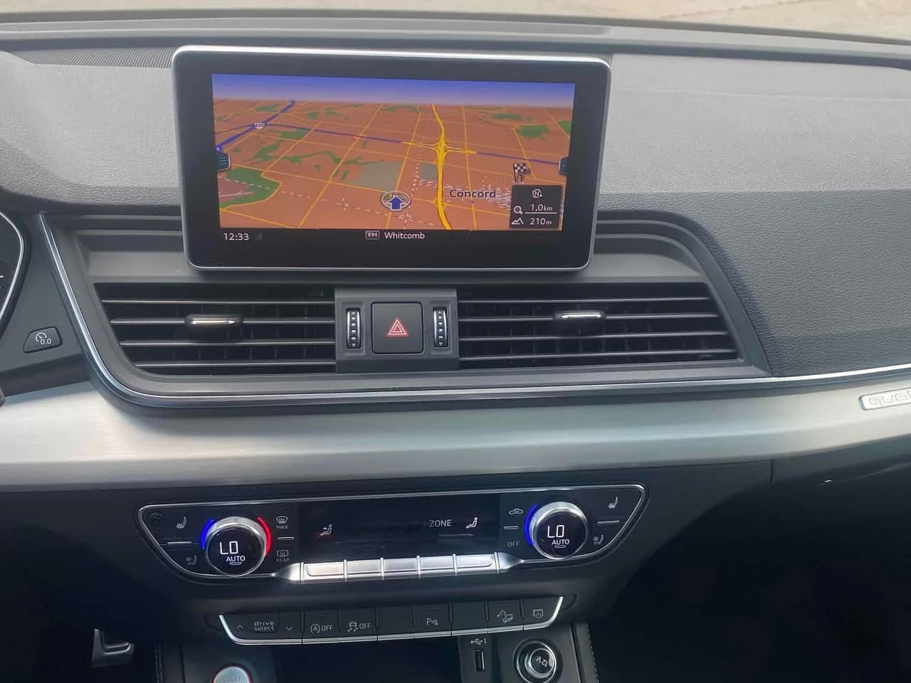 Audi SQ5 Progressiv/ПАНОРАМА/АВТОФИНАНСИРАНЕ, снимка 9 - Автомобили и джипове - 55157068