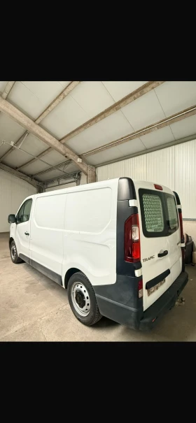 Обява за продажба на Renault Trafic ~11 000 лв. - изображение 3 | Auto.bg Обява за продажба на Renault Trafic ~11 000 лв. - изображение 3
