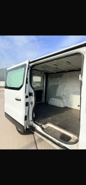 Обява за продажба на Renault Trafic ~11 000 лв. - изображение 5 | Auto.bg Обява за продажба на Renault Trafic ~11 000 лв. - изображение 5