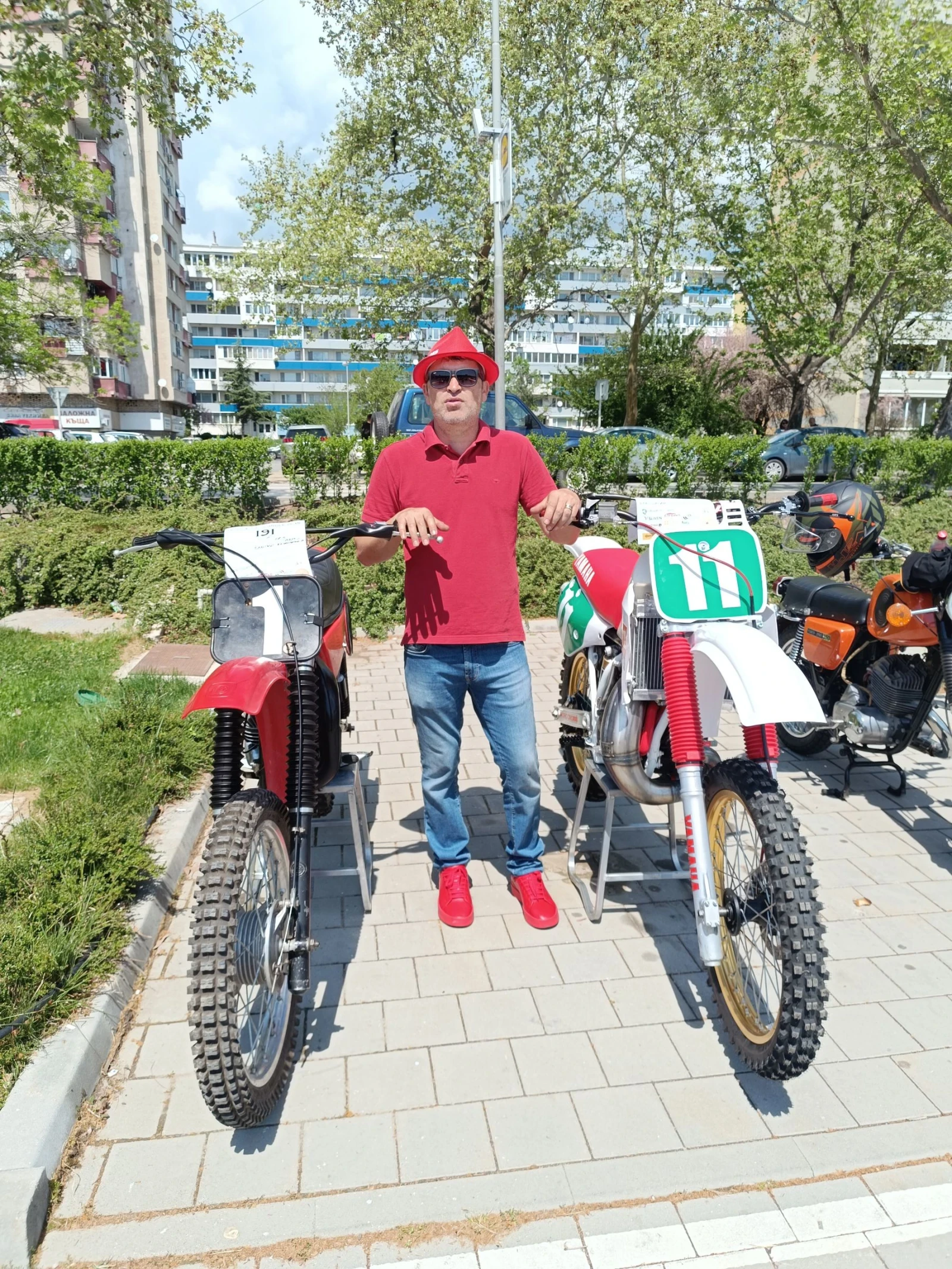 Cz 125 516   3    | Mobile.bg   8