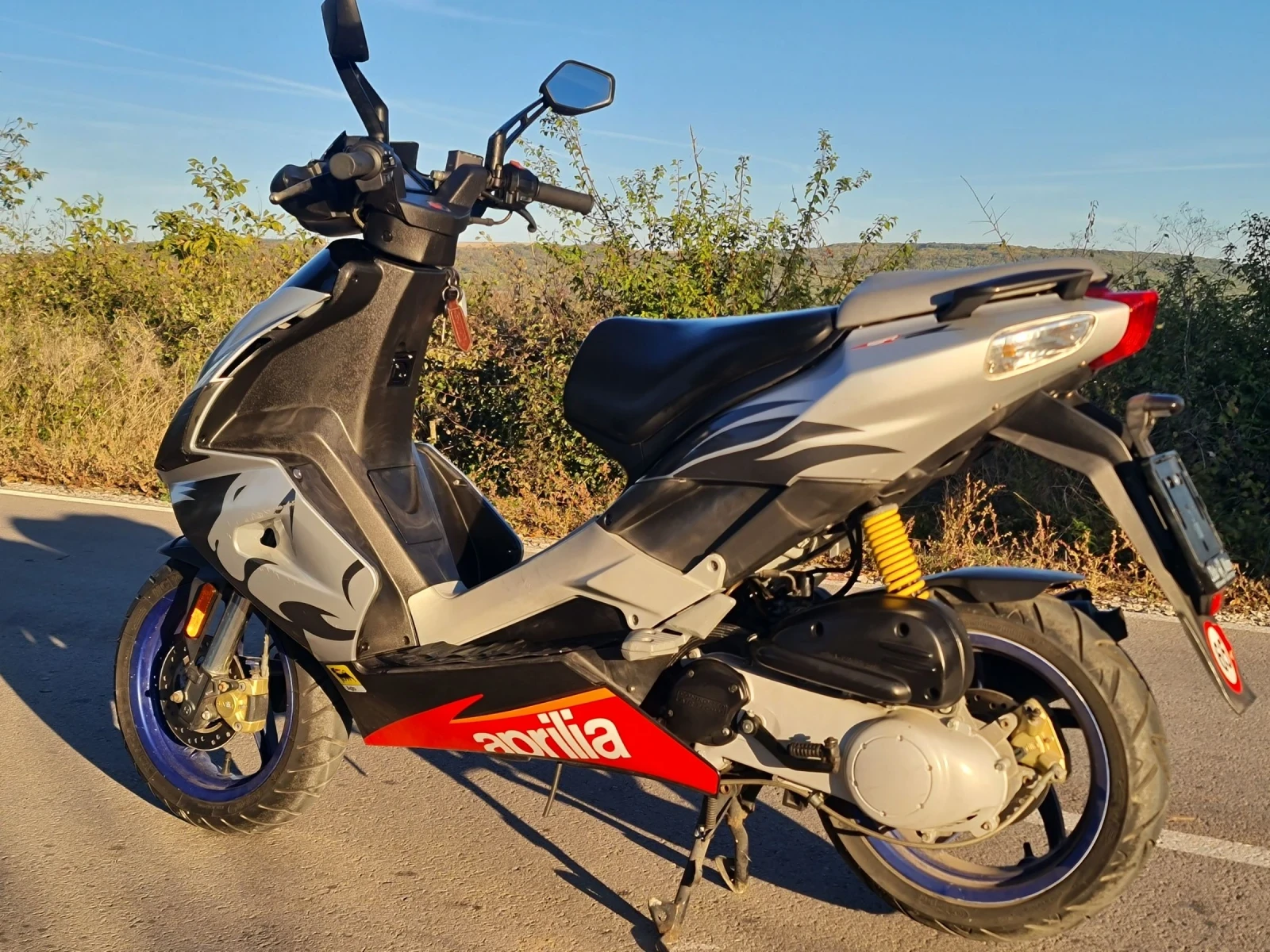 Aprilia Sr 50cc - изображение 9