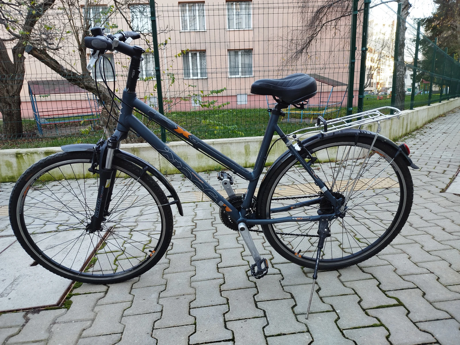 ������� ������� Cross FRX 8 LADY ��������� 28���� ��� ���� | Mobile.bg � ����������� 2