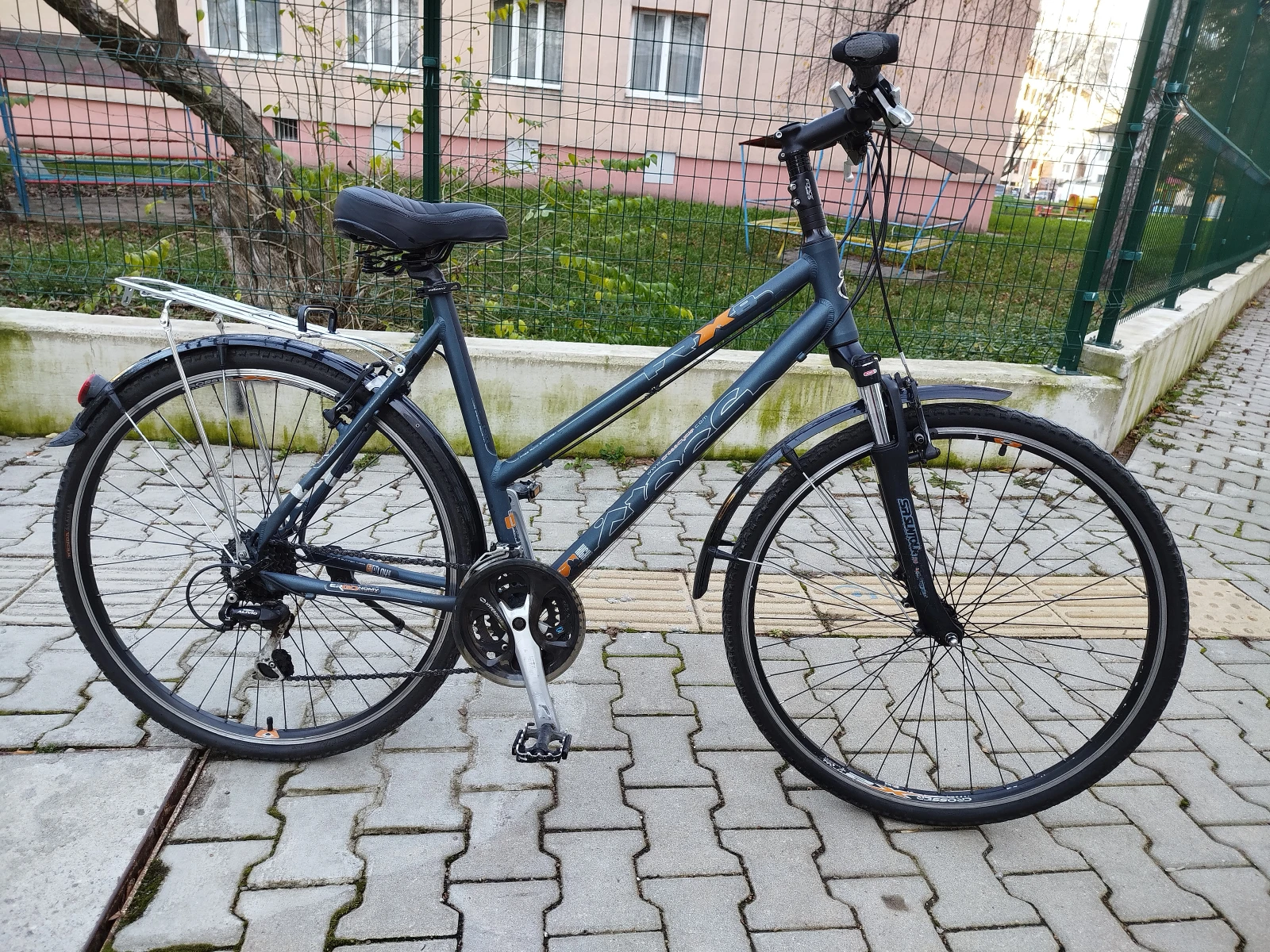 ������� ������� Cross FRX 8 LADY ��������� 28���� ��� ���� | Mobile.bg � ����������� 1