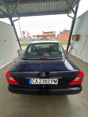 Mercedes-Benz C 180, снимка 6