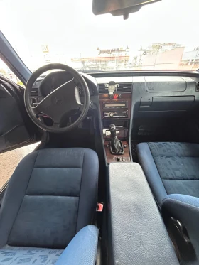 Mercedes-Benz C 180, снимка 13