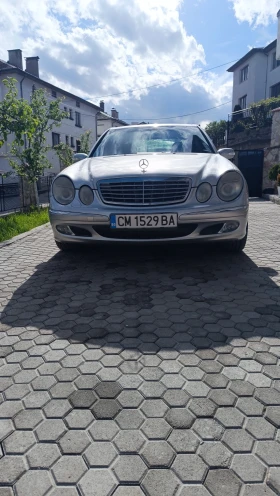 Mercedes-Benz E 270, снимка 17