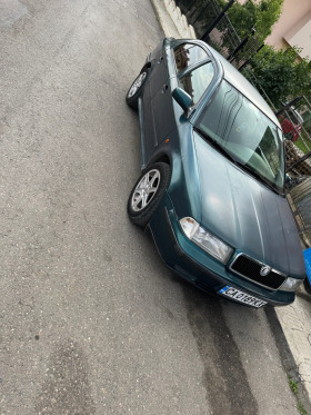 Skoda Octavia, снимка 1 - Автомобили и джипове - 46031186